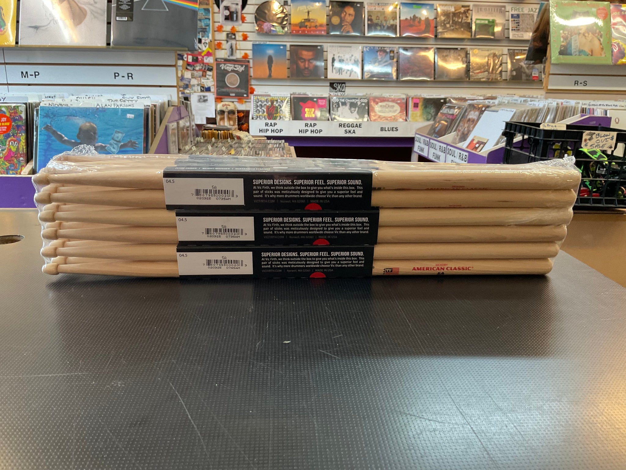 12-Pr BRICK VIC FIRTH® American Classic 5A Wood Tip DRUM STICKS 5A Hickory Bulk NEW