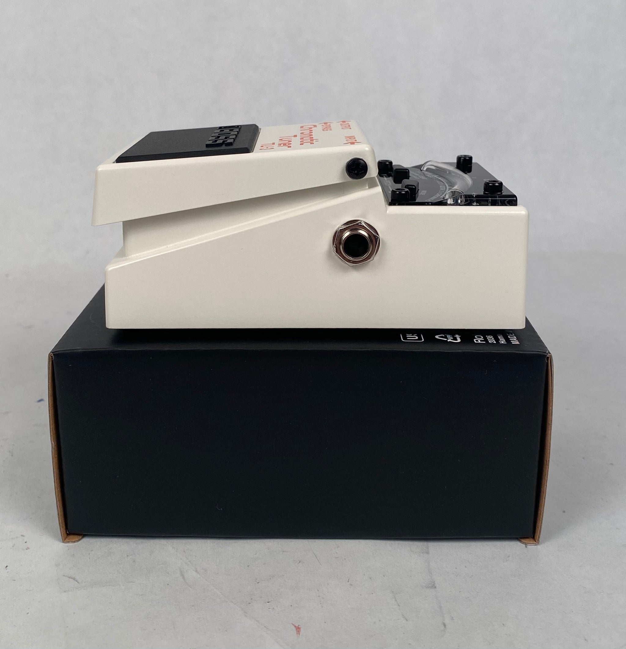 BOSS TU-3 Chromatic Tuner
