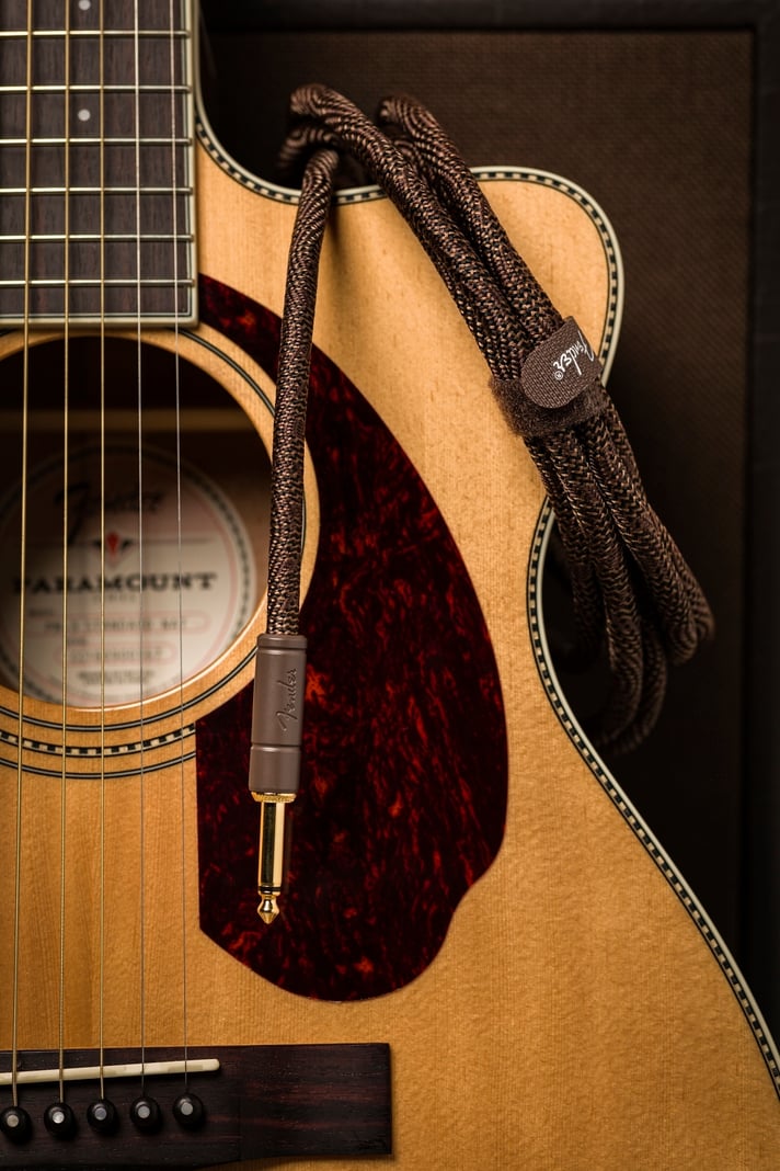 Fender Deluxe Series Paramount Acoustic Guitar Instrument Cable - 18.6' Brown Straight-Straight