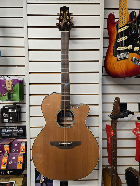 Takamine TSF40C Santa Fe Japan Pro Acoustic/Electric Guitar "Natural" w/ Hard Bag