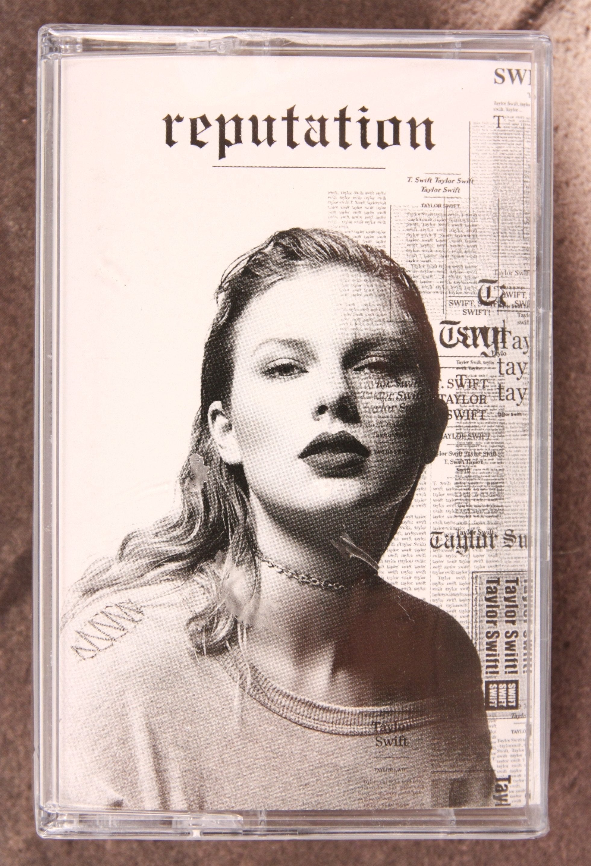 Taylor Swift - Reputation Cassette Tape (Limited Edition)
