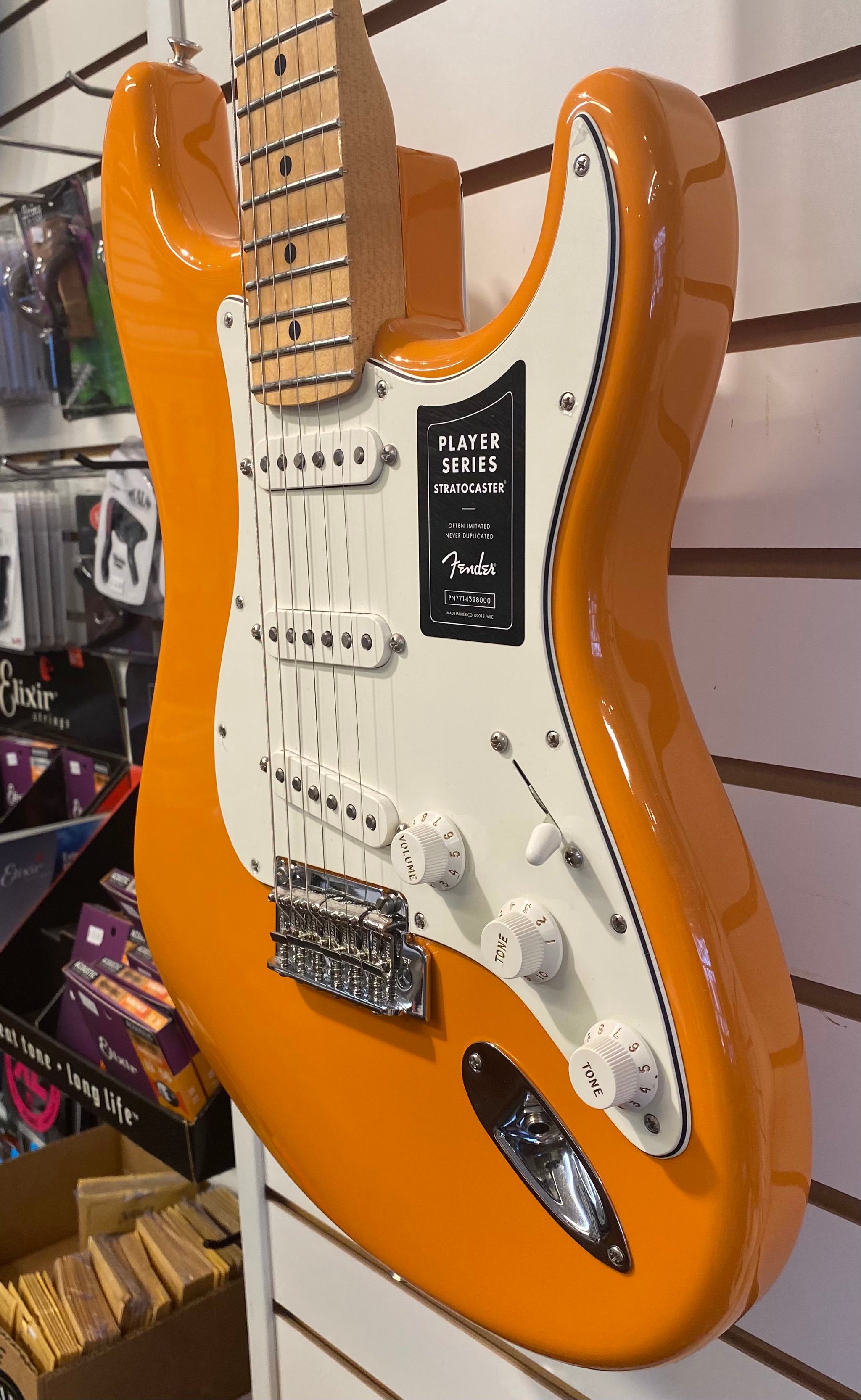 Fender Player Series Stratocaster Capri Orange