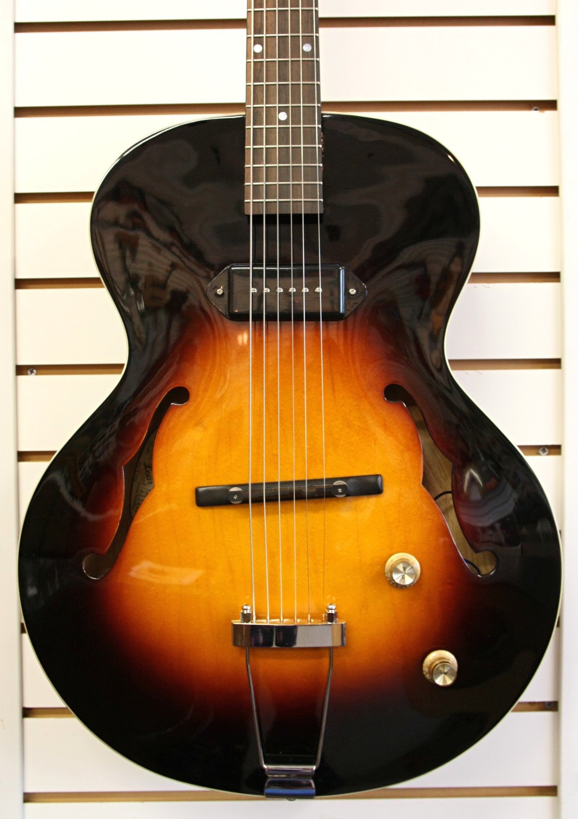 The Loar LH-301-T Thinbody Archtop Electric Guitar