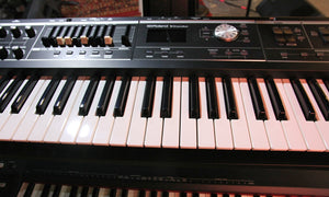 USED - Roland V-Combo VR-09-B 61-key Keyboard - Grass Roots USED - Roland V-Combo VR-09-B 61-key Keyboard - Grass Roots